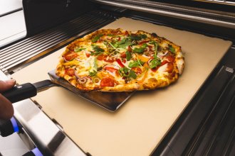 Nové pizza kameny pro plynové grily Broil King