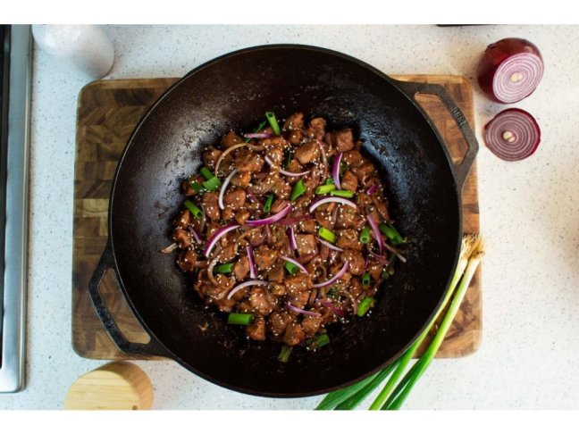 Lodge - Litinový wok (průměr 35 cm)