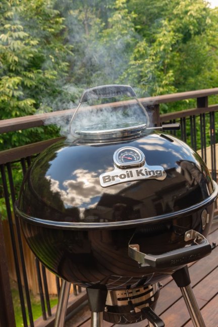 Broil King - Crown Charcoal Kettle  Premium 57 cm