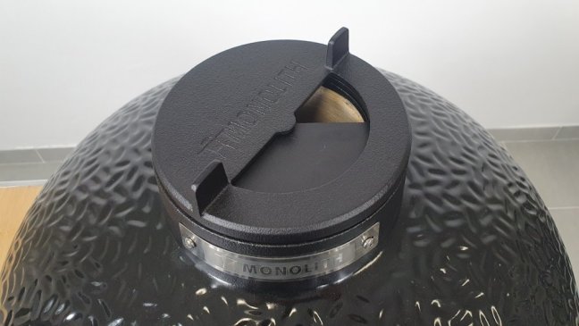 Monolith - Classic PRO-Serie 2.0 - Black + pojizdný stojan (vystavený vzorek, možný pouze osobní odběr)