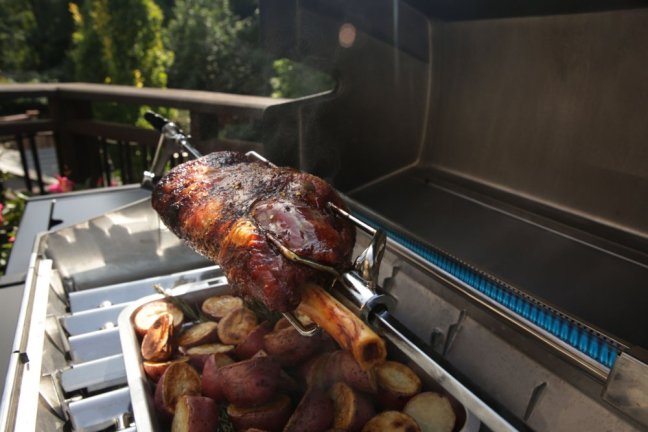 Broil King - Signet 390 Shadow