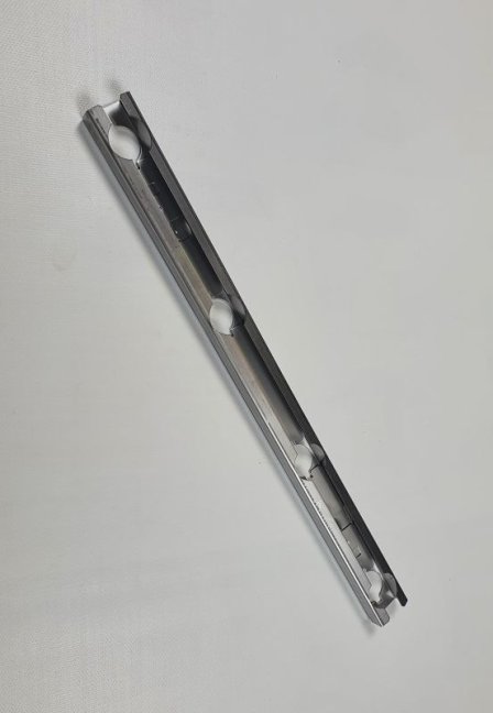 Broil King - Lišta rozvodu plynu Baron/Regal/Imperial 4 hořáky DUAL TUBE