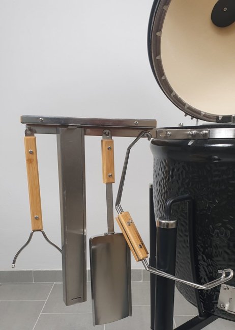 Monolith - Classic PRO-Serie 2.0 - Black + pojizdný stojan (vystavený vzorek, možný pouze osobní odběr)
