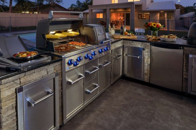 Broil King - Imperial S 690 Built-in Cabinet