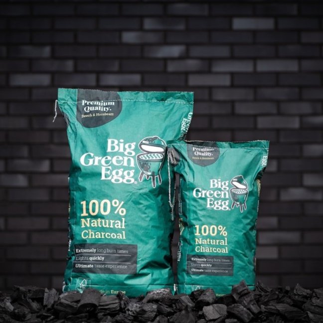 Big Green Egg - Přírodní dřevěné uhlí 9 kg