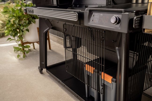 Traeger - Woodridge PRO