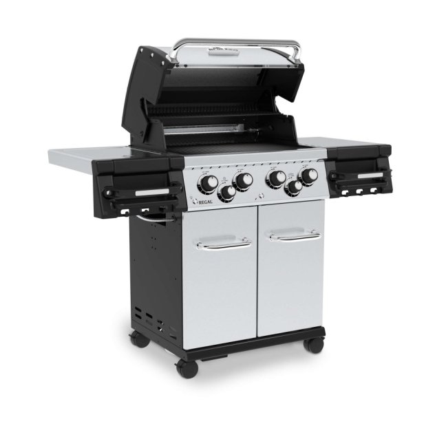 Broil King - Regal S 490 vystavený kus (možný pouze osobní odběr)