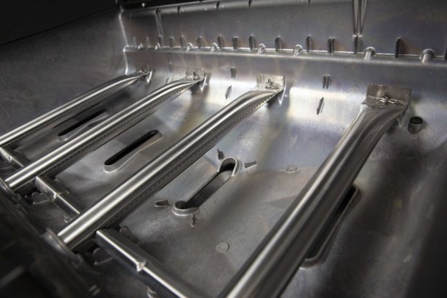 Broil King - Crown 490 vystavený kus (pouze osobní odběr)