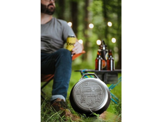 Lodge - Litinová pánev se dvěma madly (průměr 26 cm) Wanderlust
